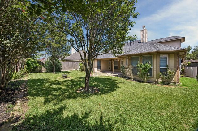 8323 Whisper Point Drive, Houston, TX 77040