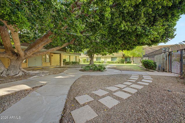 3330 S ELM Street, Tempe, AZ 85282