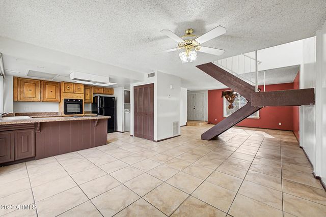 3330 S ELM Street, Tempe, AZ 85282