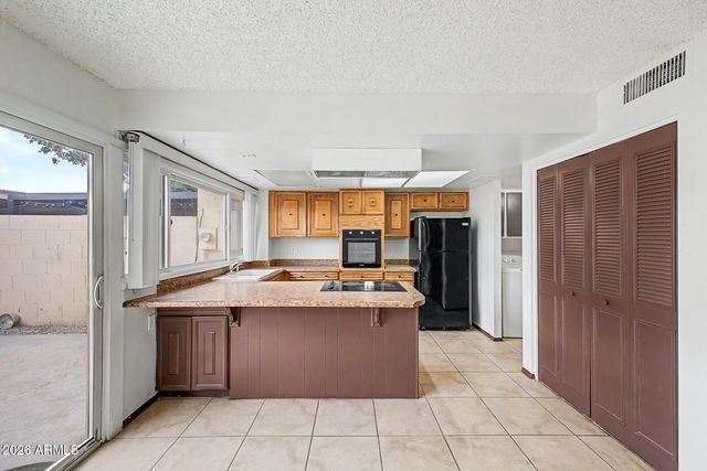 3330 S ELM Street, Tempe, AZ 85282