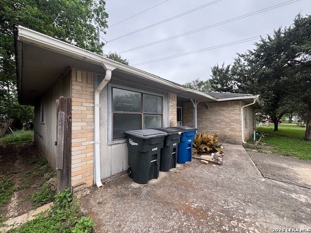 1536 EICHEN RD, New Braunfels, TX 78130