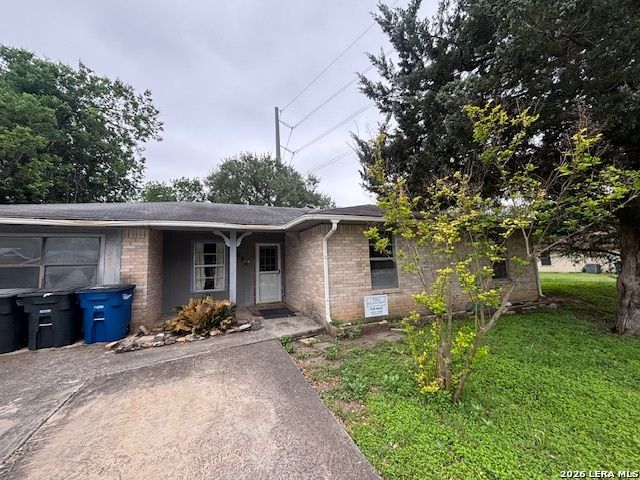 1536 EICHEN RD, New Braunfels, TX 78130