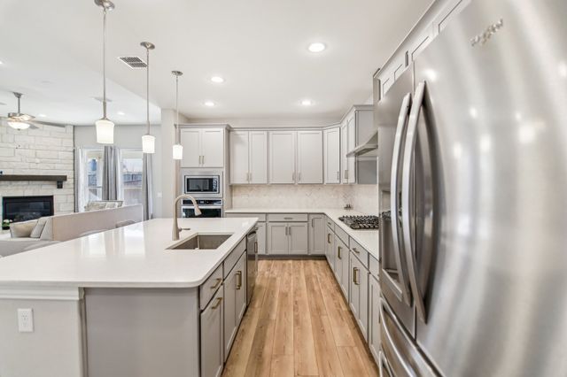 1512 Quentin Drive, Aubrey, TX 76227