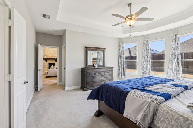 1512 Quentin Drive, Aubrey, TX 76227