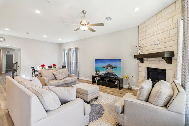 1512 Quentin Drive, Aubrey, TX 76227