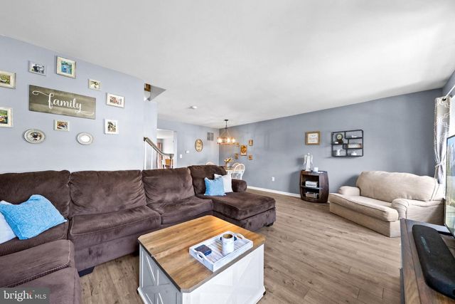 506 NOTTINGHAM PL, Delran, NJ 08075