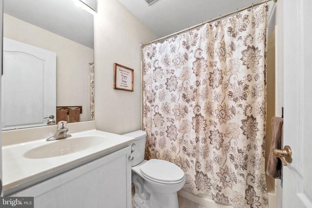 506 NOTTINGHAM PL, Delran, NJ 08075