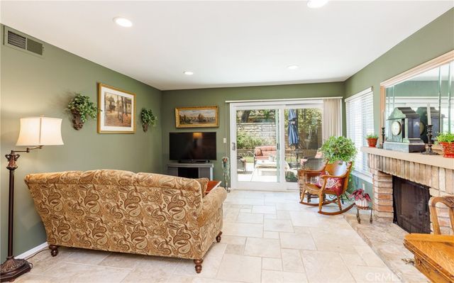 25503 Via Impreso, Valencia, CA 91355