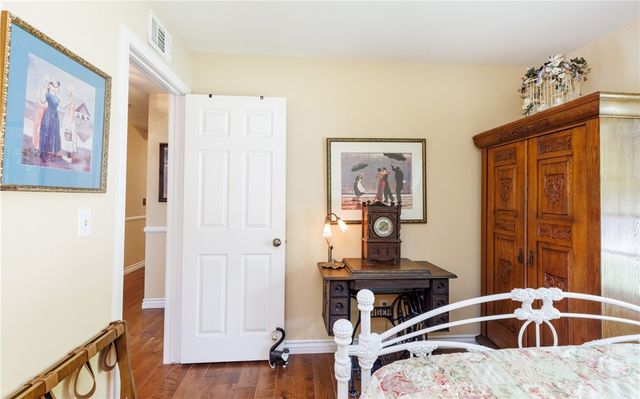 25503 Via Impreso, Valencia, CA 91355