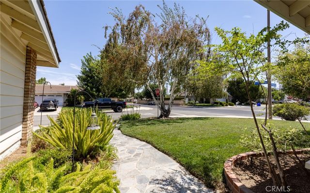 25503 Via Impreso, Valencia, CA 91355