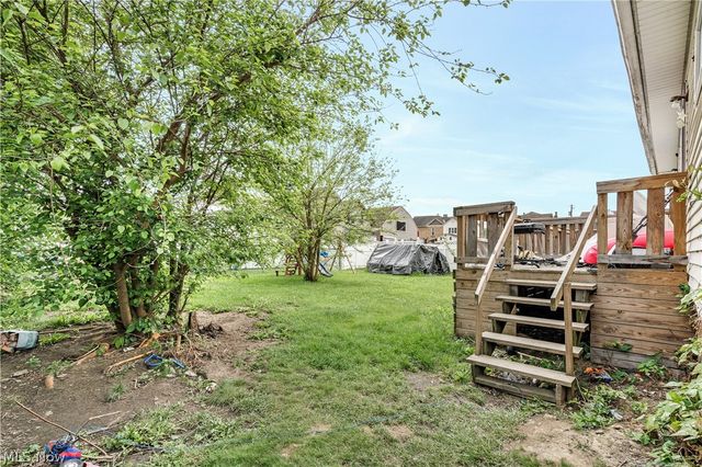 1612 Maple Avenue, Wellsville, OH 43968