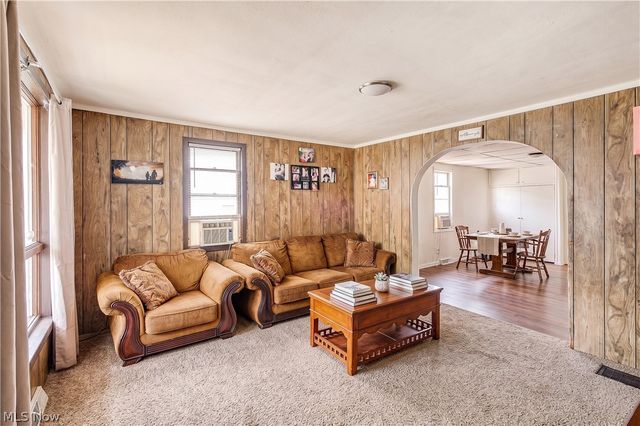 1612 Maple Avenue, Wellsville, OH 43968