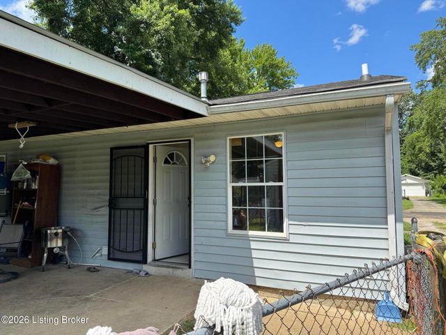3202 Ainslie Way, Louisville, KY 40220