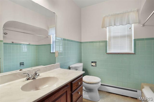 136 Kingsbury Court, Collinsville, IL 62234