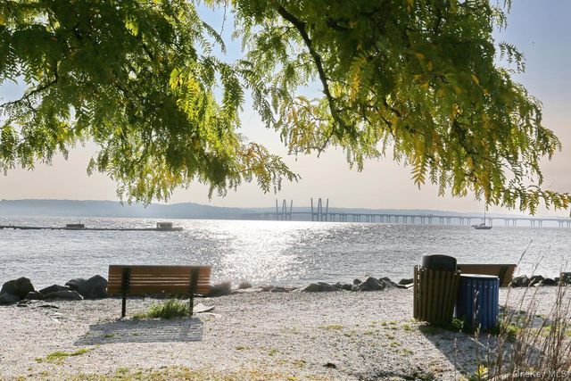 221 N Midland Avenue, Nyack, NY 10960