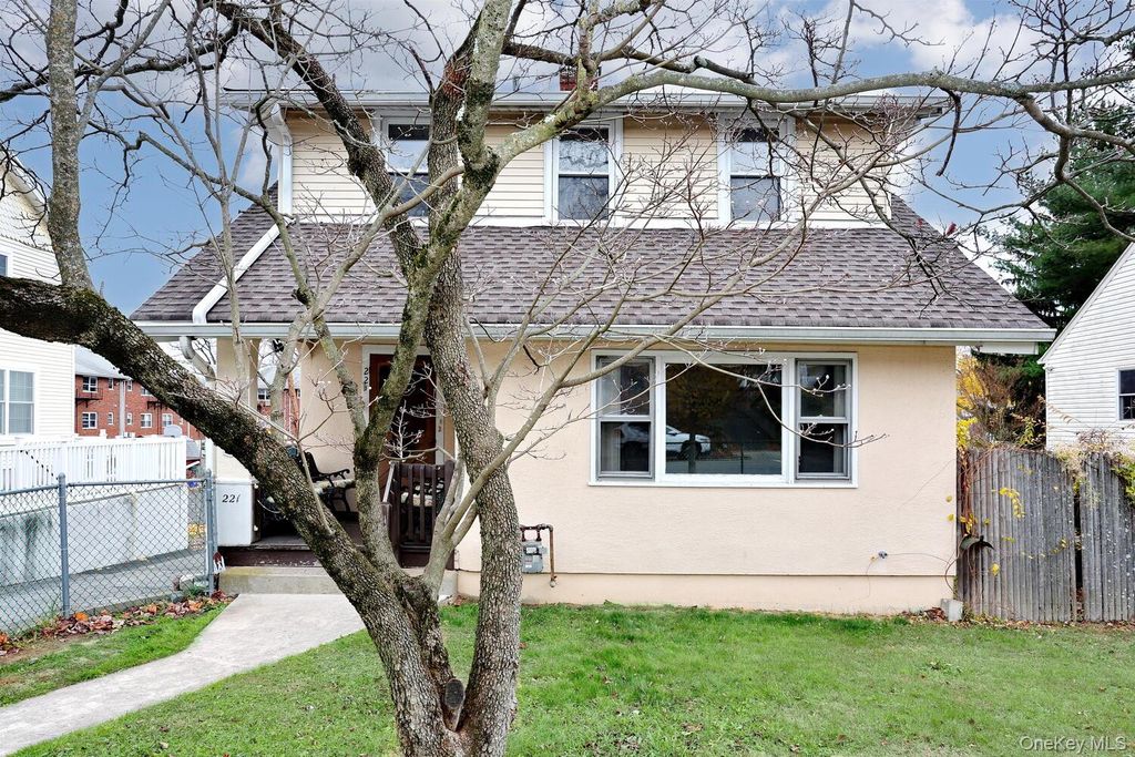 221 N Midland Avenue, Nyack, NY 10960
