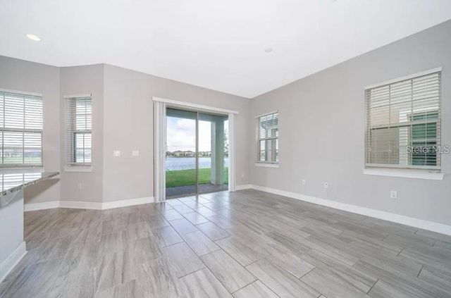 10425 SIDDINGTON DR, Orlando, FL 32832