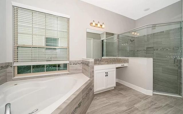 10425 SIDDINGTON DR, Orlando, FL 32832