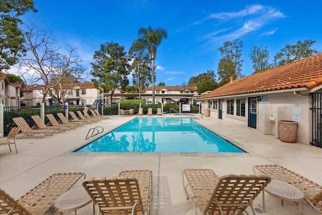 10367 Azuaga St 168, San Diego, CA 92129