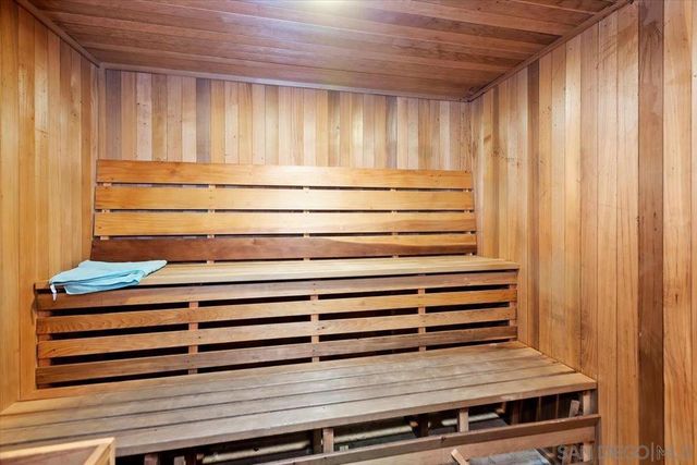 10367 Azuaga St 168, San Diego, CA 92129