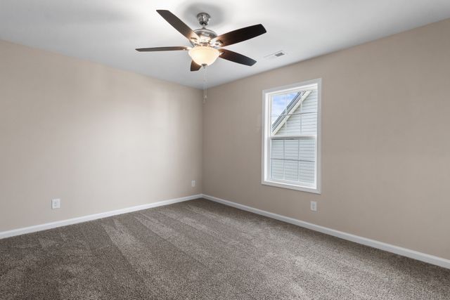 436 Ayden Ln, Clarksville, TN 37042