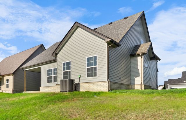 436 Ayden Ln, Clarksville, TN 37042