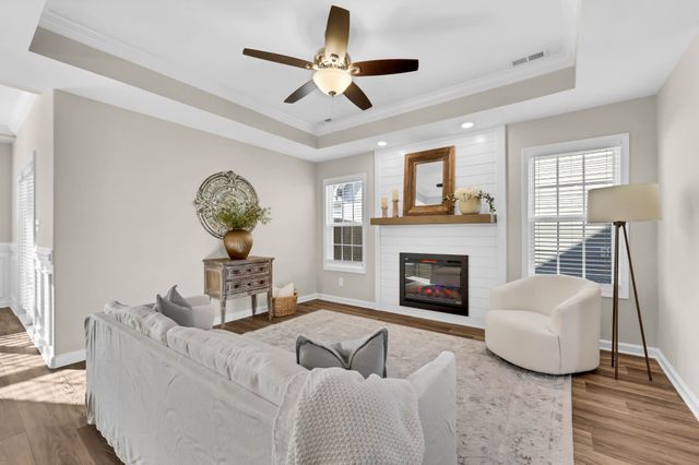 436 Ayden Ln, Clarksville, TN 37042