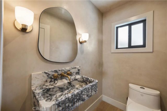 1643 San Ysidro Drive, Beverly Hills, CA 90210
