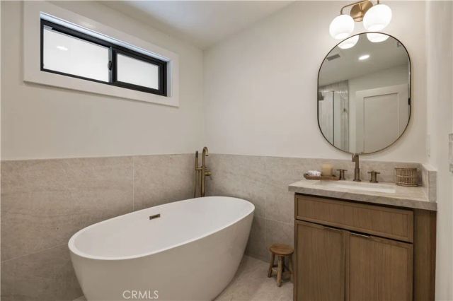 1643 San Ysidro Drive, Beverly Hills, CA 90210