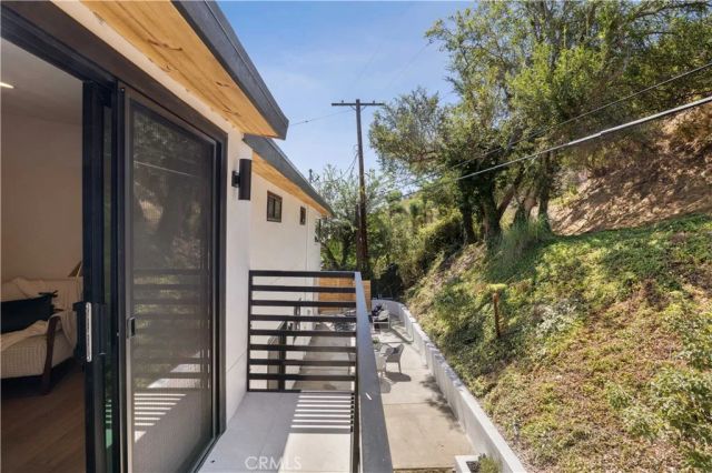 1643 San Ysidro Drive, Beverly Hills, CA 90210