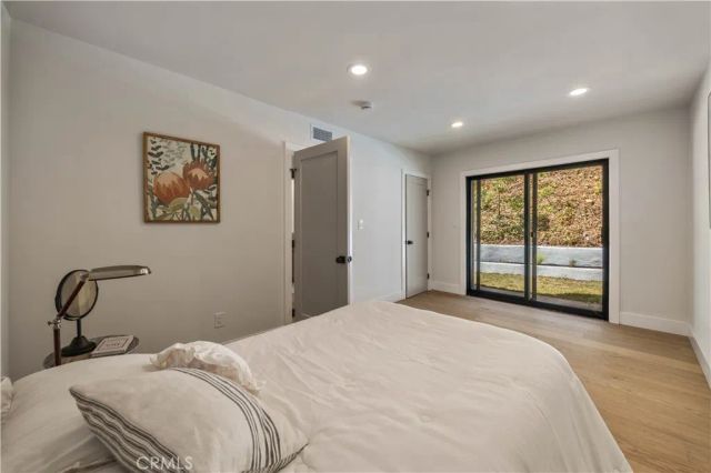 1643 San Ysidro Drive, Beverly Hills, CA 90210