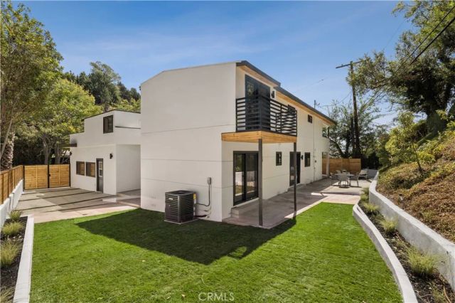 1643 San Ysidro Drive, Beverly Hills, CA 90210