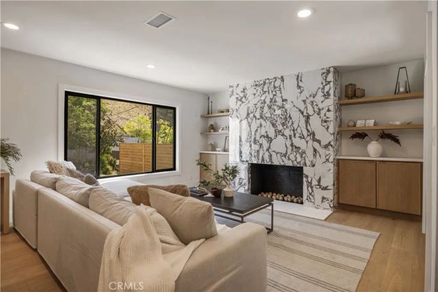 1643 San Ysidro Drive, Beverly Hills, CA 90210