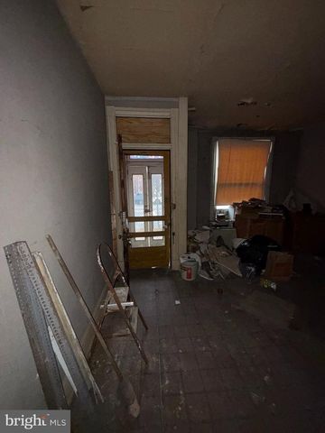 2422 E FEDERAL ST, Baltimore, MD 21213