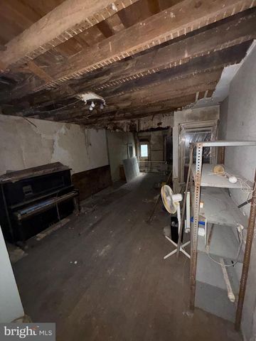 2422 E FEDERAL ST, Baltimore, MD 21213