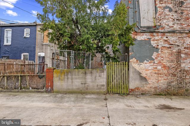 2422 E FEDERAL ST, Baltimore, MD 21213