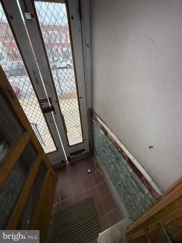 2422 E FEDERAL ST, Baltimore, MD 21213