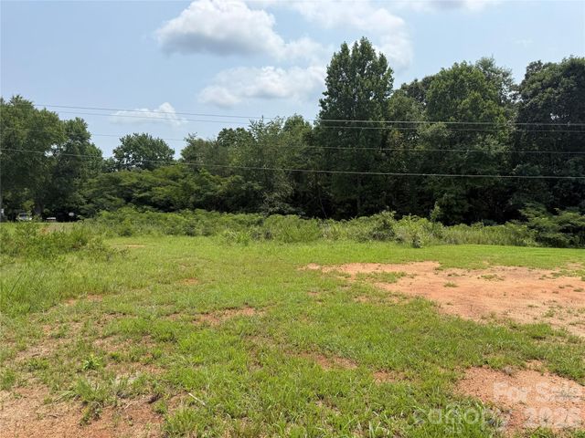 00 Mission Road, Hudson, NC 28638