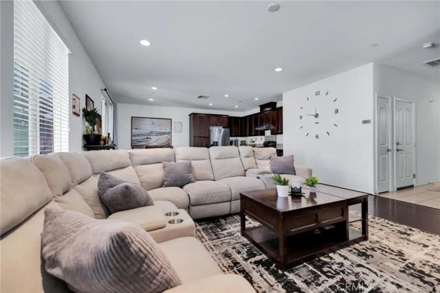 14421 Penn Foster, Chino, CA 91710