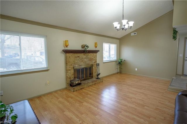 661 Orangewood DR, Virginia Beach, VA 23456