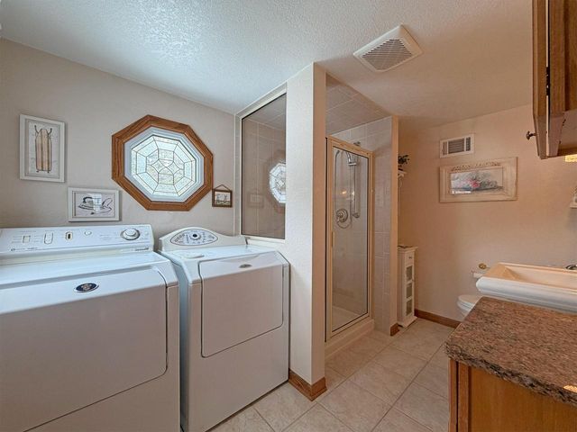 832 W Main STREET, West Bend, WI 53090