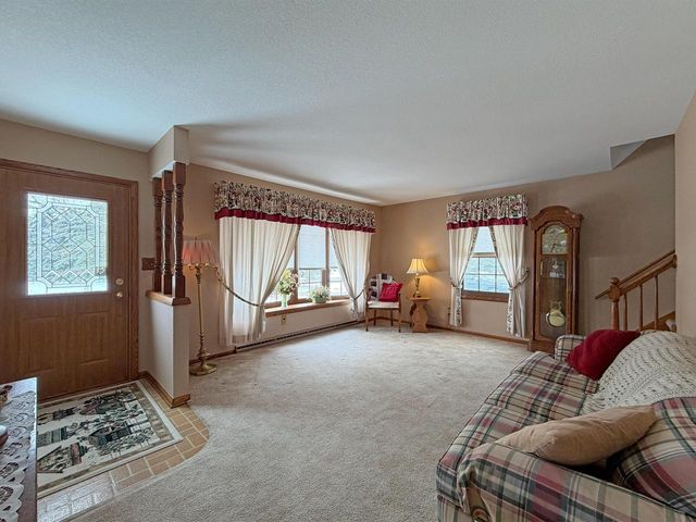 832 W Main STREET, West Bend, WI 53090