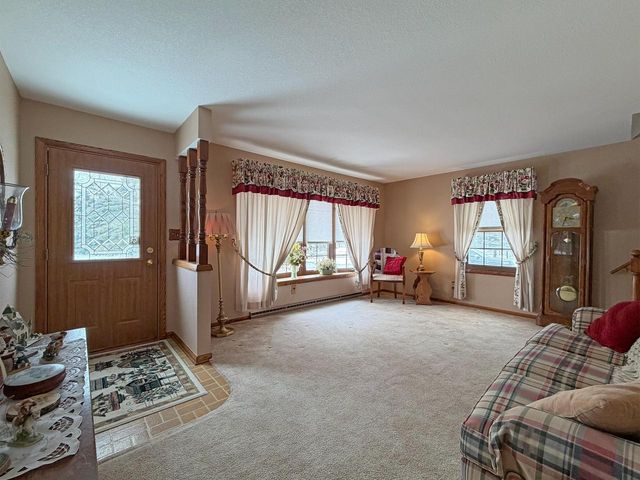 832 W Main STREET, West Bend, WI 53090