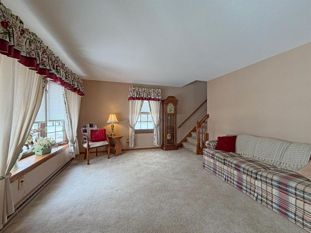 832 W Main STREET, West Bend, WI 53090