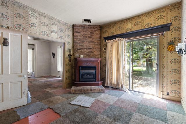 1700 Marion Avenue, South Pittsburg, TN 37380