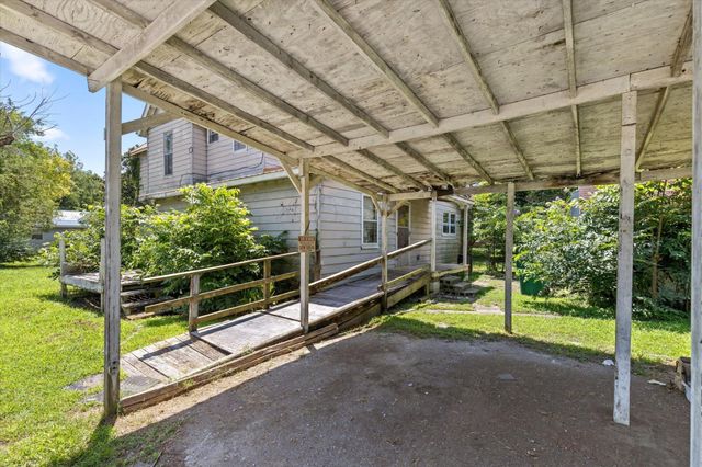 1700 Marion Avenue, South Pittsburg, TN 37380
