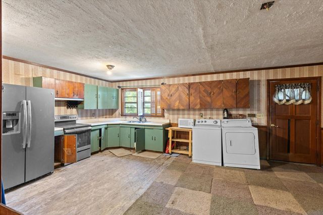 1700 Marion Avenue, South Pittsburg, TN 37380
