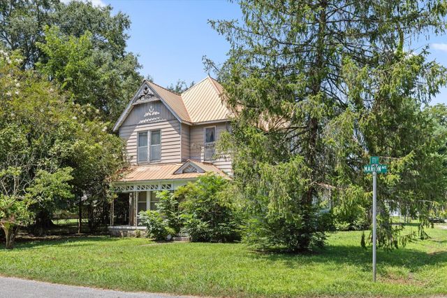 1700 Marion Avenue, South Pittsburg, TN 37380