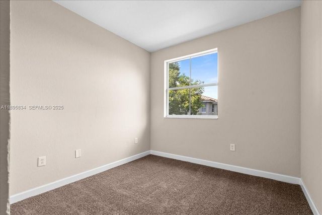 1677 SE 27th Court 202, Homestead, FL 33035