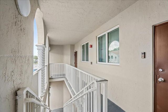 1677 SE 27th Court 202, Homestead, FL 33035